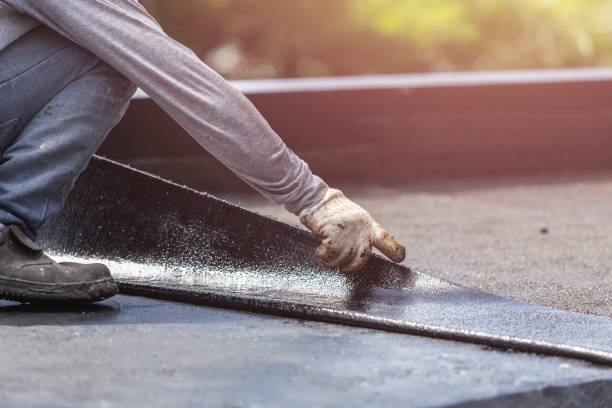 Professional Vapor Barrier Installation technician working in Pierson, MI